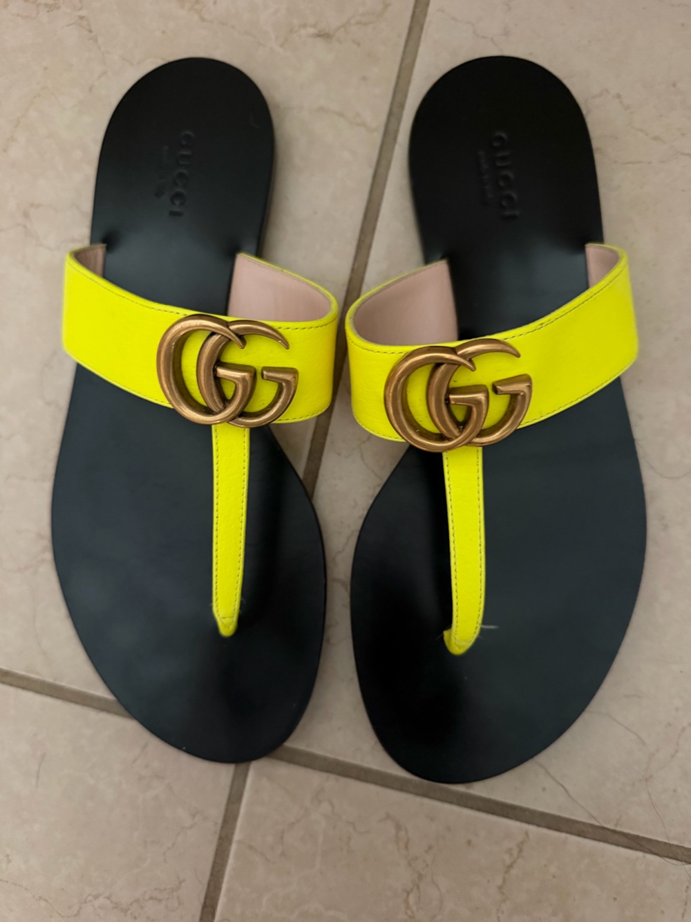 Gucci Neon Yellow Leather GG Thong Sandals - Women's 37.5